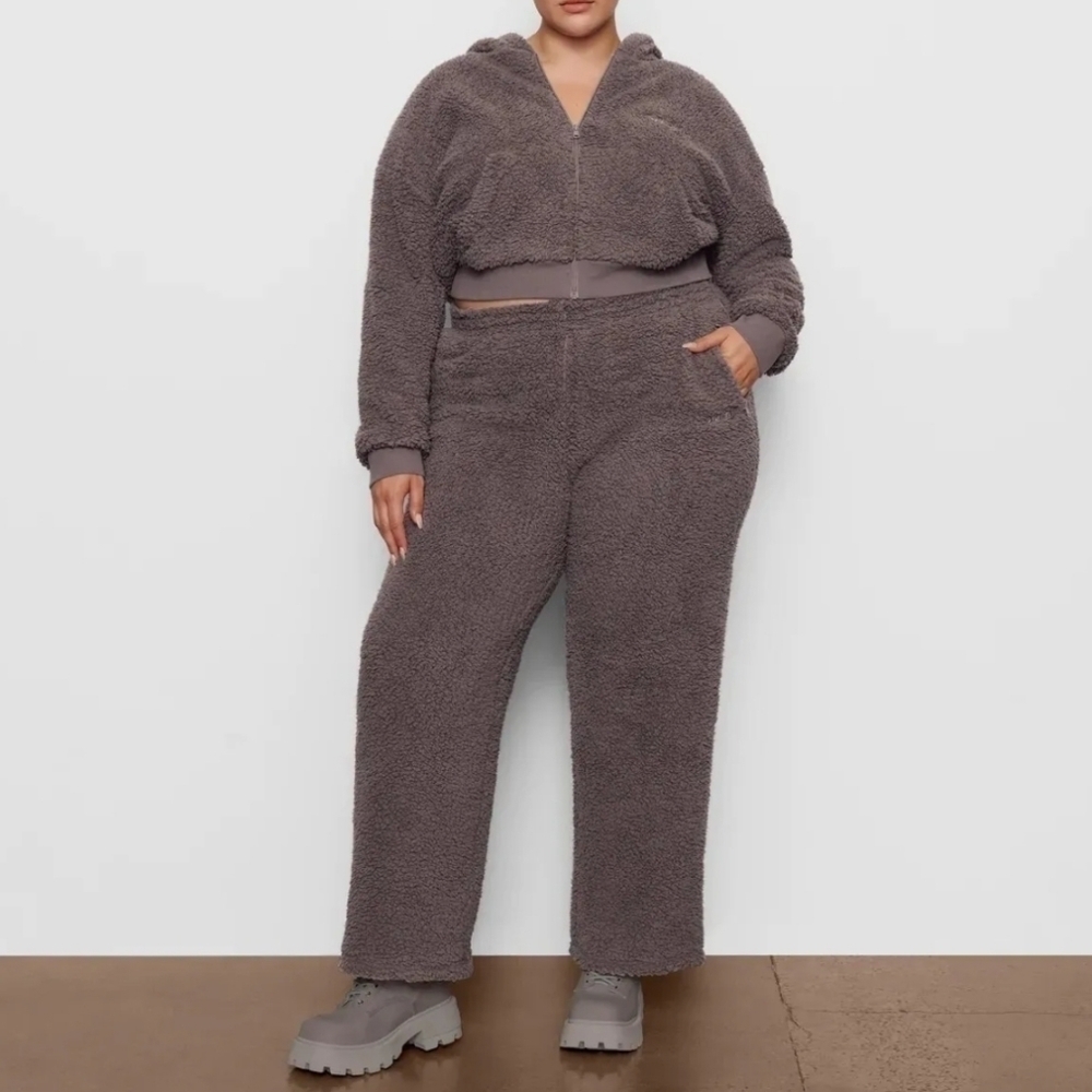 SKIMS Teddy Joggers Sweatpants Pants M